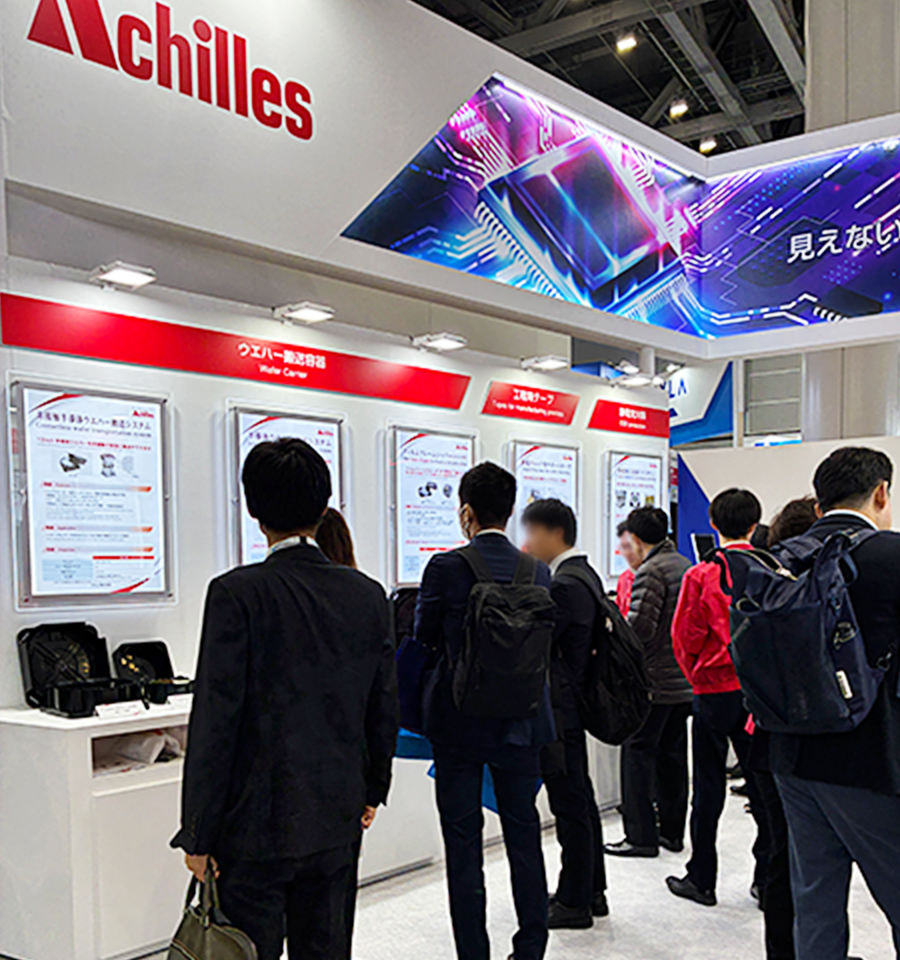 ブースには多くのお客様にお立ち寄りいただきました