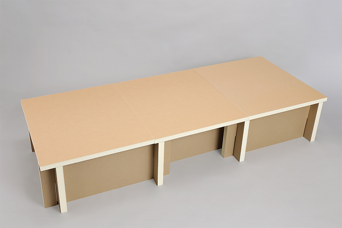 写真:『どこでもおうちベッド』